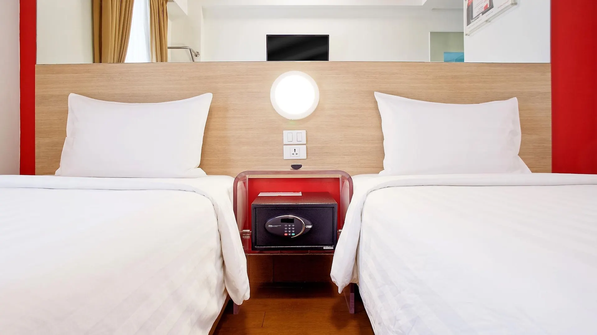 Red Planet Davao Hotell