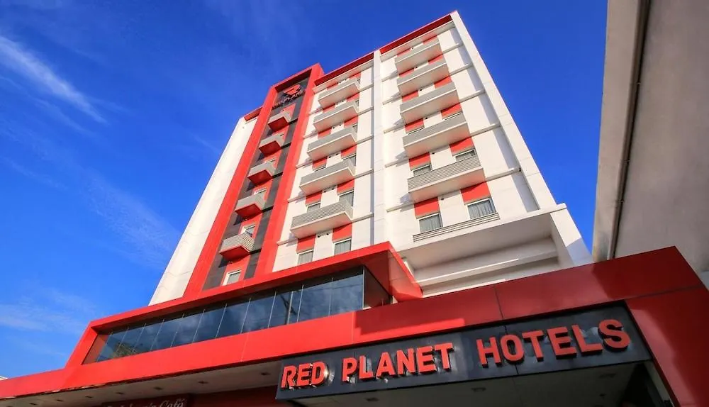 Red Planet Davao Hotell