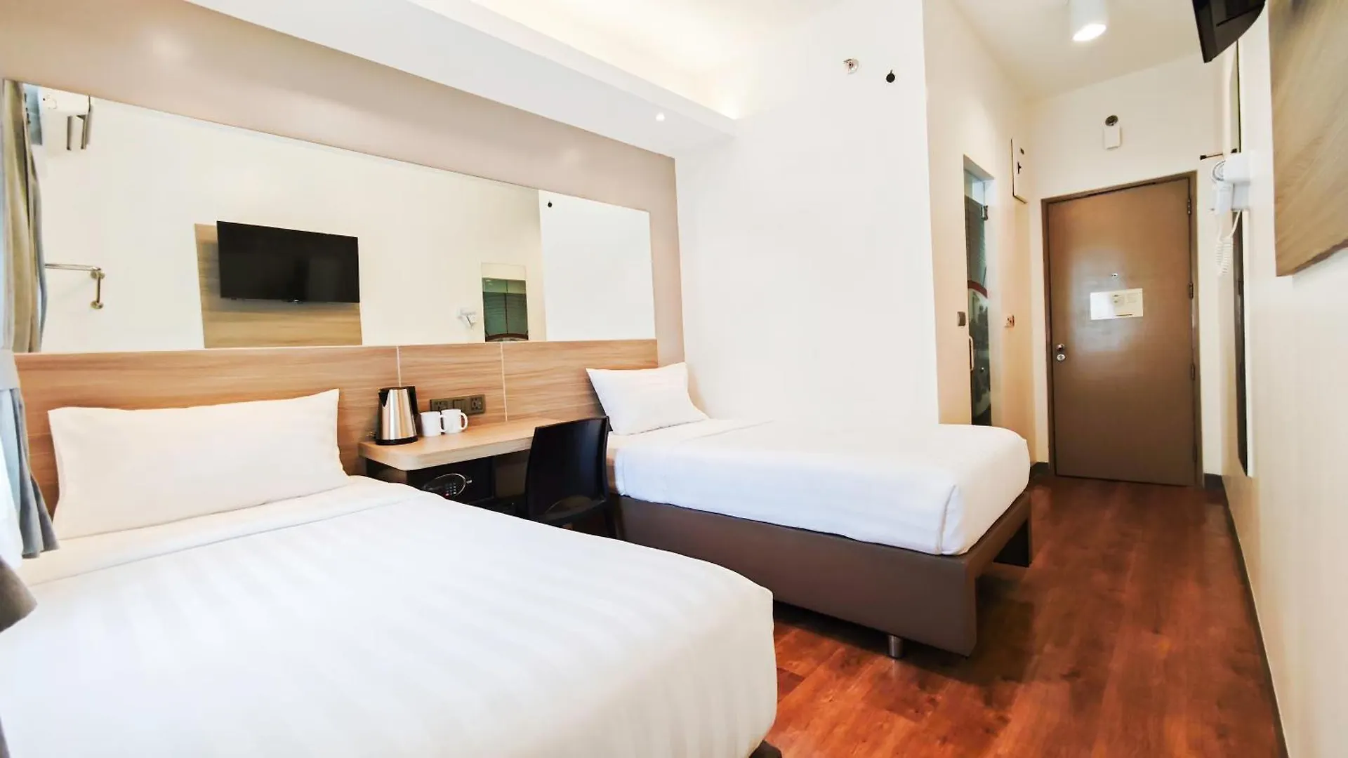 Red Planet Davao Hotell 3*,