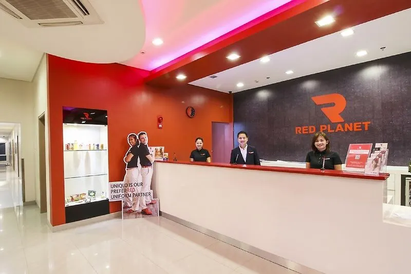 Red Planet Davao Hotell