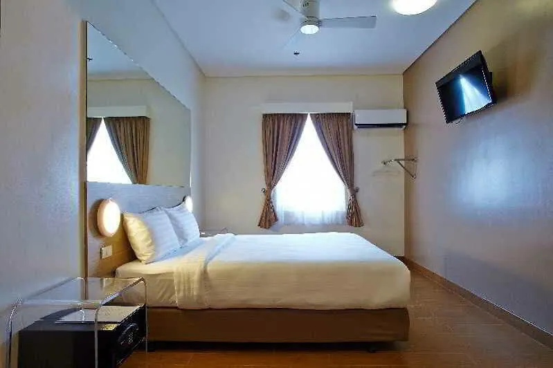 Red Planet Davao Hotell